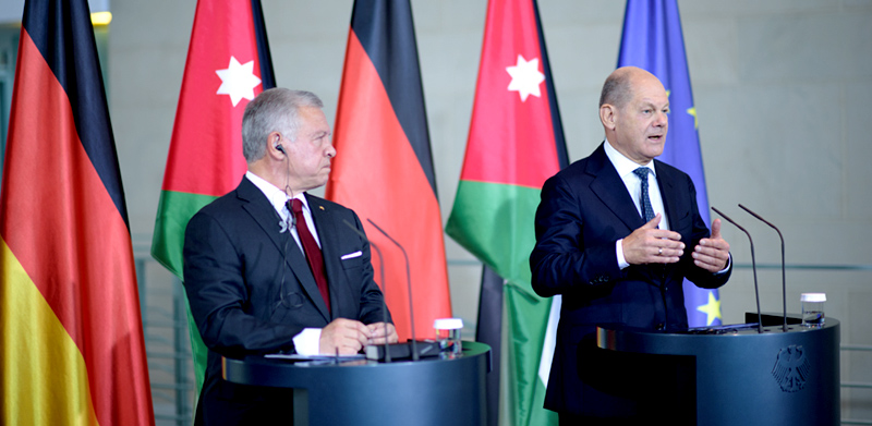 olaf scholz und der koenig von jordanien